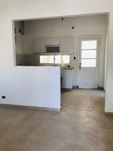 Imagen 5 de 6 de Departamento Tipo Casa 3 Amb
