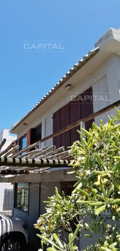 Imagen 4 de 30 de Casa Moderna En Dos Plantas En Venta En El Chorro