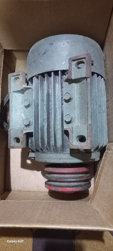 Vendo Motor Trifasico
