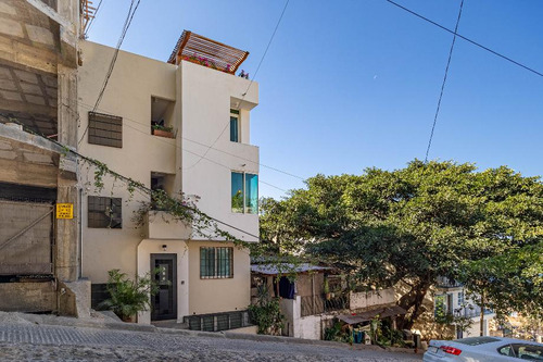 Departamento En Venta En Colonia El Cerro, Puerto Vallarta, Jalisco
