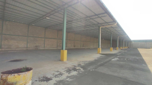 Imagen 2 de 25 de Galpón En Alquiler 1. 800 Metros Detrás De La Polar La Guacamaya Cod. 157175