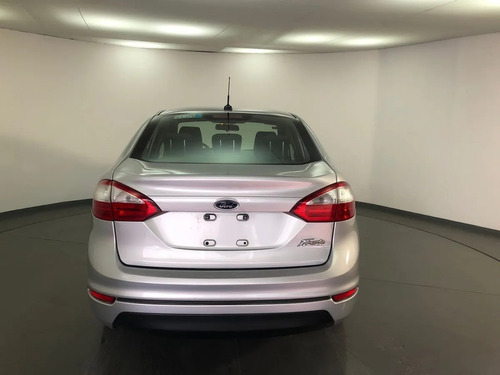 Imagen 7 de 13 de Ford Fiesta 2015 1.6 S Sedan At