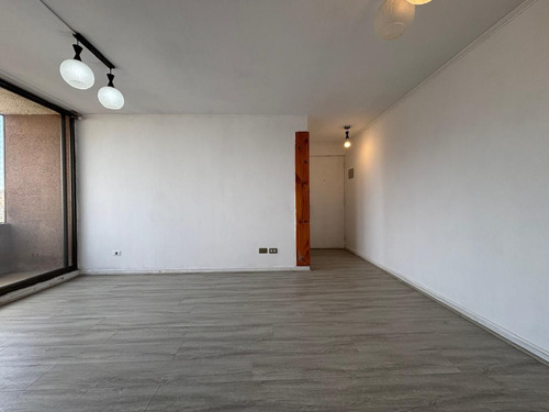 Se Vende Acogedor Depto. 3 Dormitorios+2baños. Av Perú