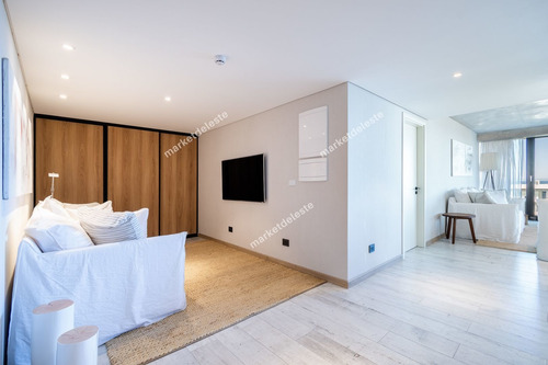 Surfside - 3 Suite + Den