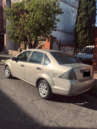 Imagen 3 de 5 de Ford Fiesta Max One Edge Plus
