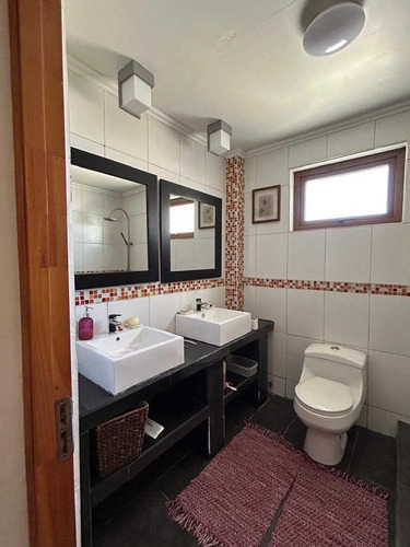 Venta Parcela Con 2 Casas (113863)
