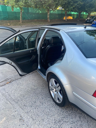 Volkswagen Bora 1.8 T Highline