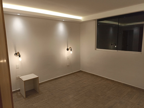 Imagen 8 de 11 de Venta Colinas De La Tahona Apto 1 Hab 2 Baños Remodelado 1 P