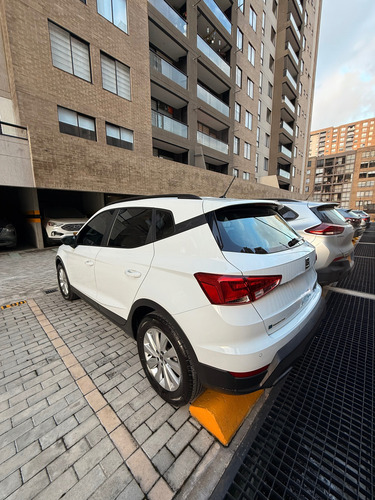 Seat Arona 1.6 Reference