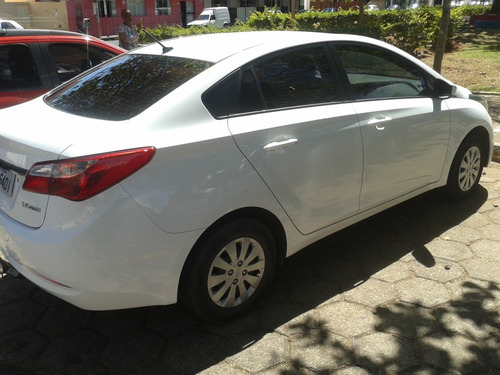 Imagem 13 de 13 de Hb20s Comfort 1.6 Flex 16v Mecânico 4p