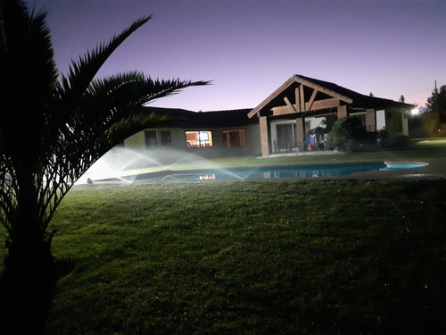 Vendo Excelente Casa Solida, 100% Confortable, Sin Detalles.