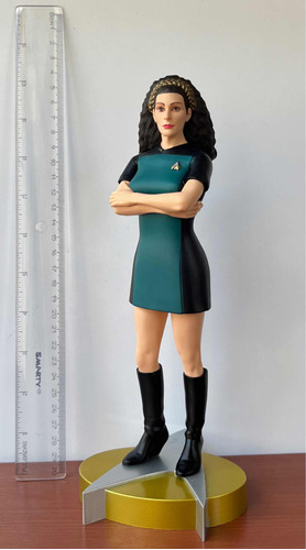Deanna Troi Star Trek Femme Fatales Diamond Select Toys