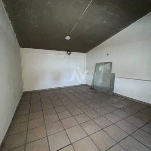 Ref 006 - 704 Grupo Inmobiliaria Vip Vargas Te Ofrece Local En Alquiler Ubicado En Centro Comercial Conquistador Ubicado En Catia La Mar - Estado La Guaira