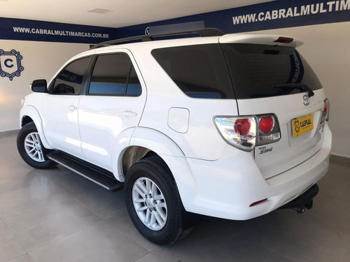 Imagem 9 de 9 de Toyota Hilux Sw4 4x2 Sr 2015