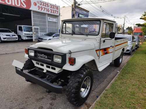 Toyota Bandeirantes 4x4 Diesel