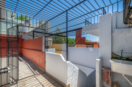 Ph - 4 Ambientes - Sin Expensas - Terraza Propia.-