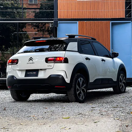 Citroën C4 Cactus 1.6 Shine Turbo Aut