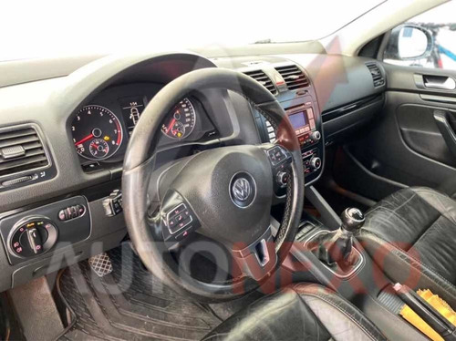 Volkswagen Vento 2.5 Luxury 170cv 2010