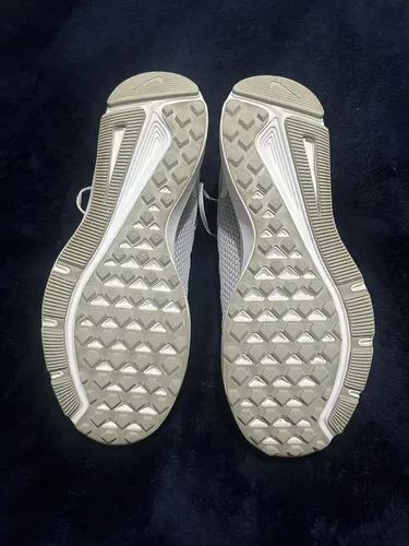 Nike quest 2 hombre usado online