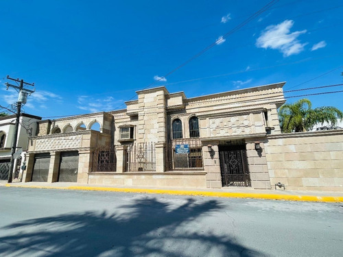 Amplia Residencia En Col. Jardin