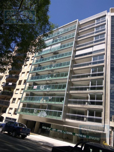 Apartamento De 2 Dormitorios En Venta En Punta Carretas