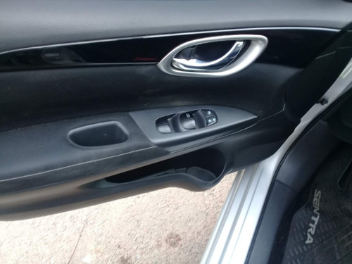Imagen 7 de 11 de Nissan Sentra 1.8 Advance