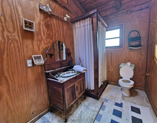 Casa En Arriendo De 8 Dorm. En El Quisco