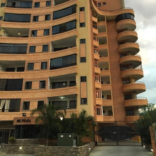 Imagen 2 de 16 de Remax Infinity Vende Pent-house De Iii Niveles En El Parral 446253 Frances Mijares 04144990396