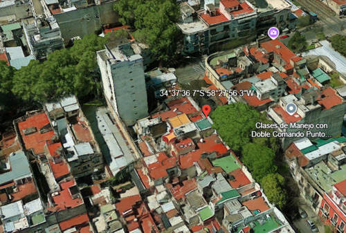 Ph En Venta - 4 Dormitorios 3 Baños - Flores
