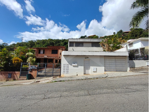 Casa A Estrenar En El Cafetal, Municipio Baruta