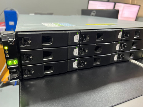 Gaveta Storage Seagate Sp-3212 - 12 X 6tb Sas 12g 58,06tib (Usado)