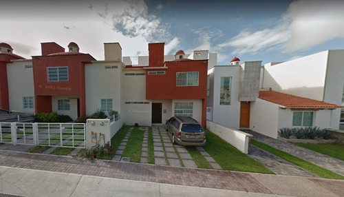 Casa En Venta Av. Mirador De Las Ranas, Stiago De Querétaro/ Recuperación Bancaria Laab1