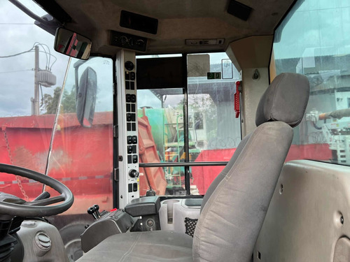 Imagem 10 de 11 de Pá Carregadeira Volvo L90 2013