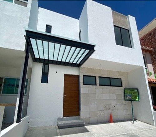 Casa En Venta En Juriquilla San Isidro