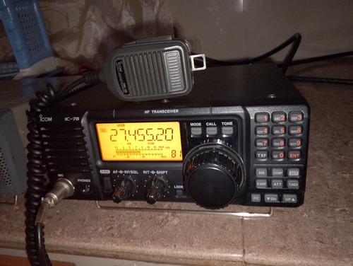 Radio Icom 78