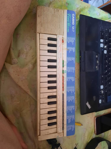 Piano De Juguete Casio Con Detalles Para Niños 