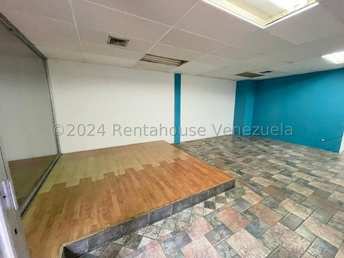 Local Comercial En Alquiler En Zona Centro Este Codi 25 1614, Con Aire Integral, Comunicate Soy Gabi Irastorza.
