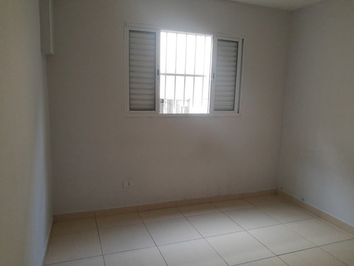 Imagem 24 de 30 de Alugo Casa Com Dois Dormitórios Capão Redondo ( Vi660 )