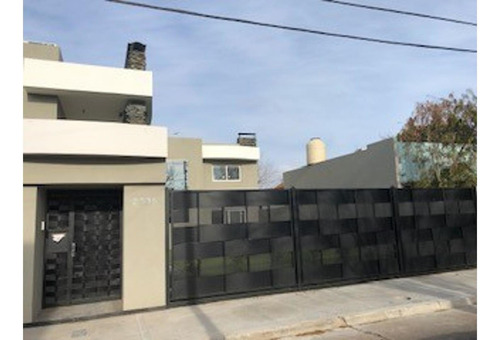 Imagen 2 de 29 de Exc Chalet A Estrenar Con Detalles De Categoria.
