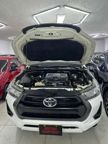 Toyota Hilux 2.4l 4x4 turbo diesel