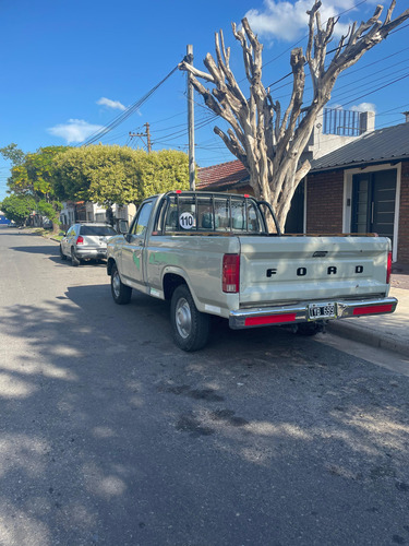 Ford F100 1983