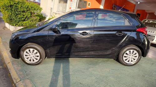 Imagem 8 de 16 de Hyundai Hb20 Comfort 2017 Completo