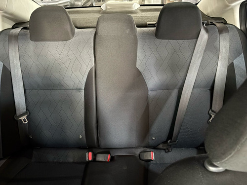 Nissan Versa 1.6 Advance Cvt