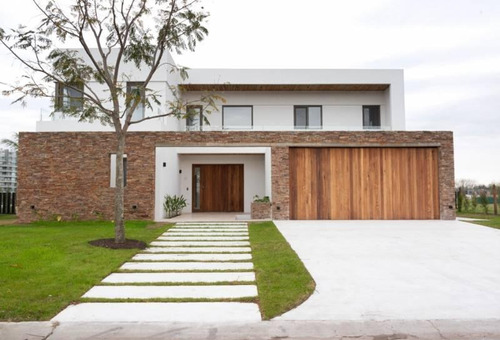 Imagen 1 de 30 de Excelente Casa En Venta En Lagos Del Golf - Nordelta