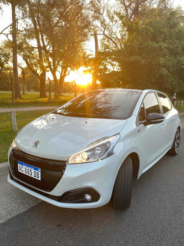 Peugeot 208 Gt
