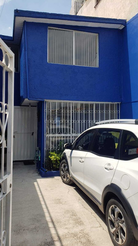 Casa Amueblada En Renta Sobre Av Tecnologico A 100 Mts Del Tren Interurbano
