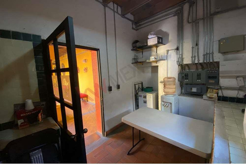 Inmueble En Venta Para Oficinas En Barrio De San Miguel A 2 Minutos Del Centro De Metepec
