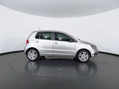 Imagem 6 de 15 de 150358 - Volkswagen Fox 2015 Com Garantia