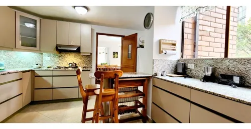 Vendo Apartamento En El Poblado - Vizcaya