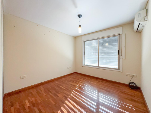 Departamento En Venta, 2 Dormitorios, Balcon, Zona Rio